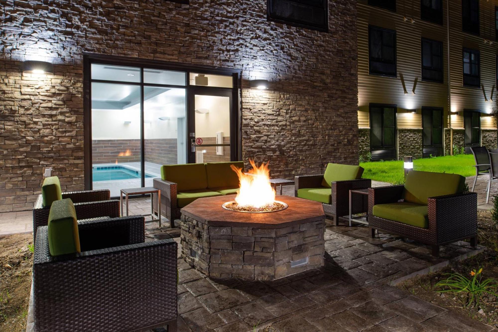 Fairfield Inn & Suites by Marriott Canton Esterno foto
